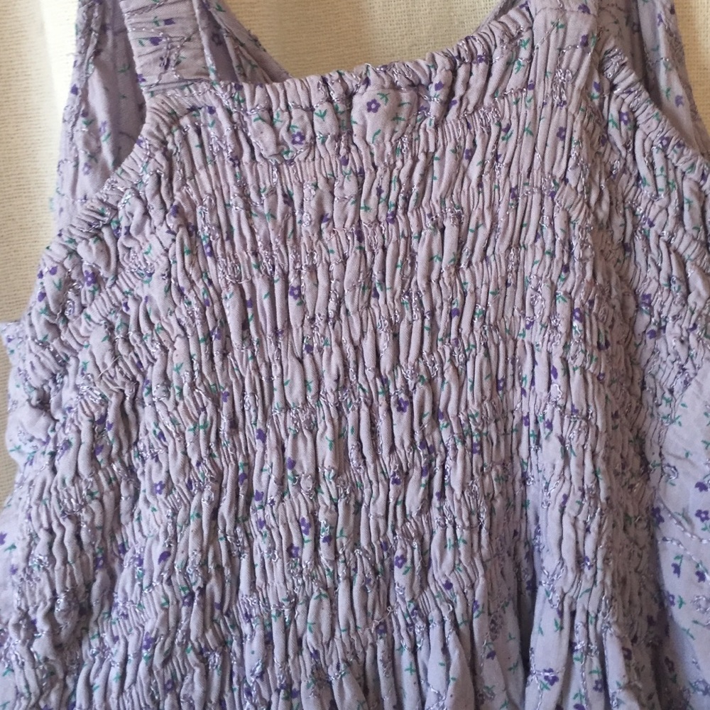 🌷Adorable camisole 🌹 - Picture 3 of 4